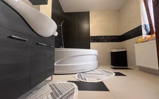 Casa de vânzare în Vulcana Pandele, la o distanță mica de oraș! - Poză 24