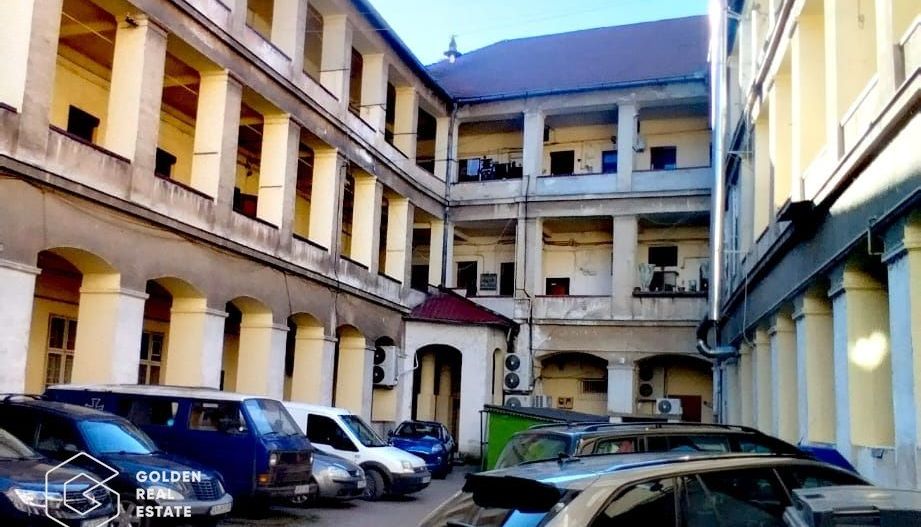 Apartament ultracentral cu 3 camere si vedere spre Hotel Continental - Poză 10