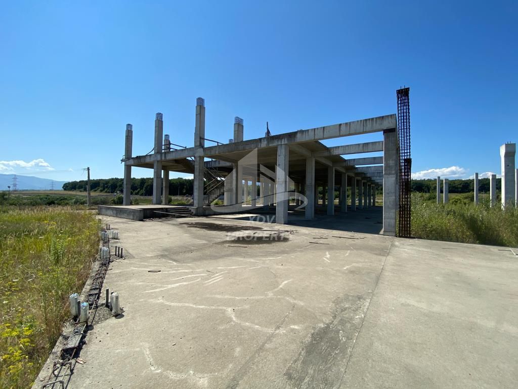 Constructie 3707 mp + Teren intravilan 8828 mp Sibiu /Selimbar - Poză 6