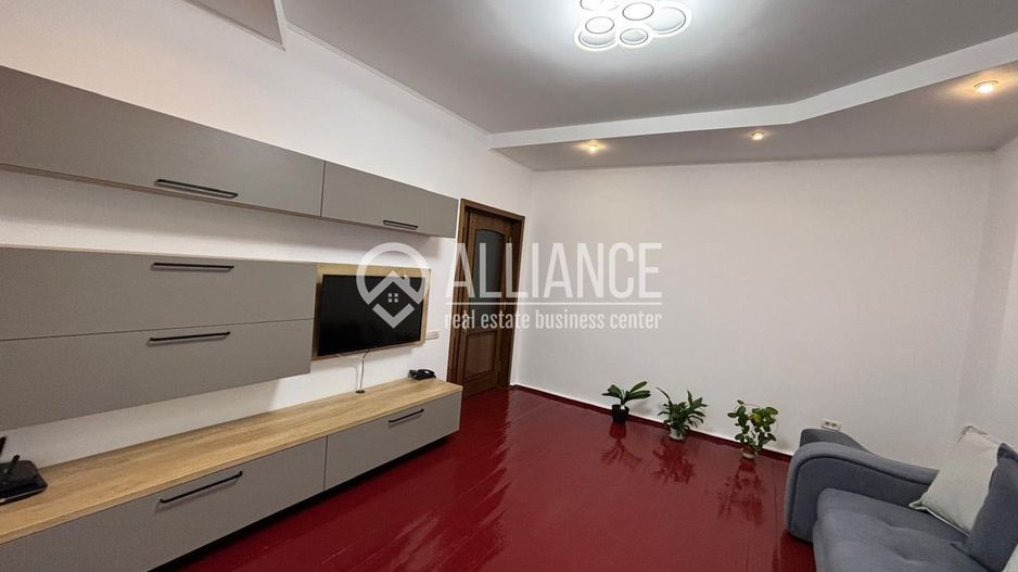 TOMIS MALL(cod04)-Etaj vila 4 camere ultracentral curte privata - Poză 7