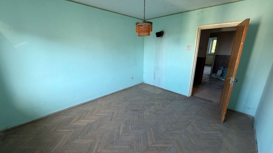 Apartament 3 camere, decomandat - Cugir - Poză 3