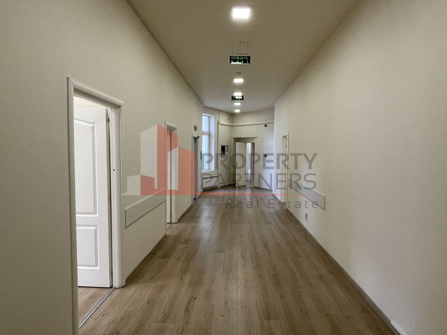 Spatiu de birou Unirii - Universitate - Poză 2