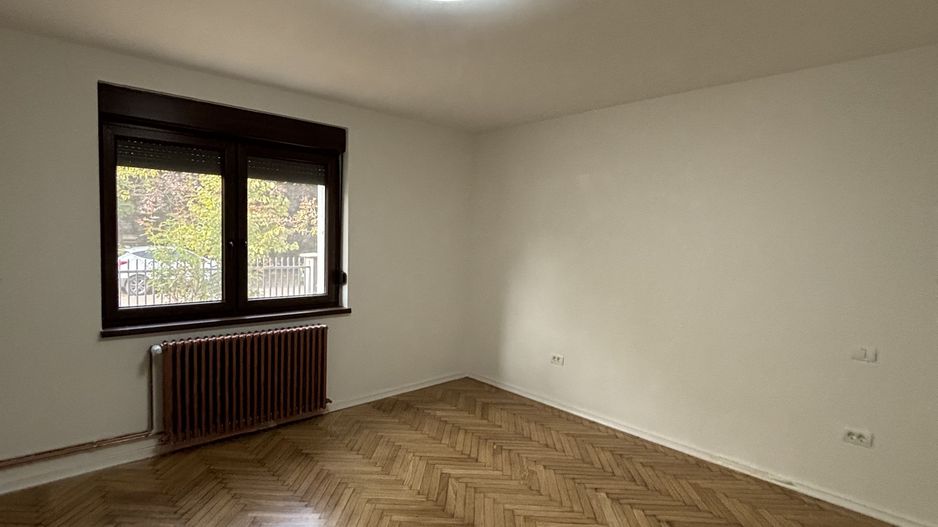 Apartament generos la casa,zona Bogdanestilor - Poză 5
