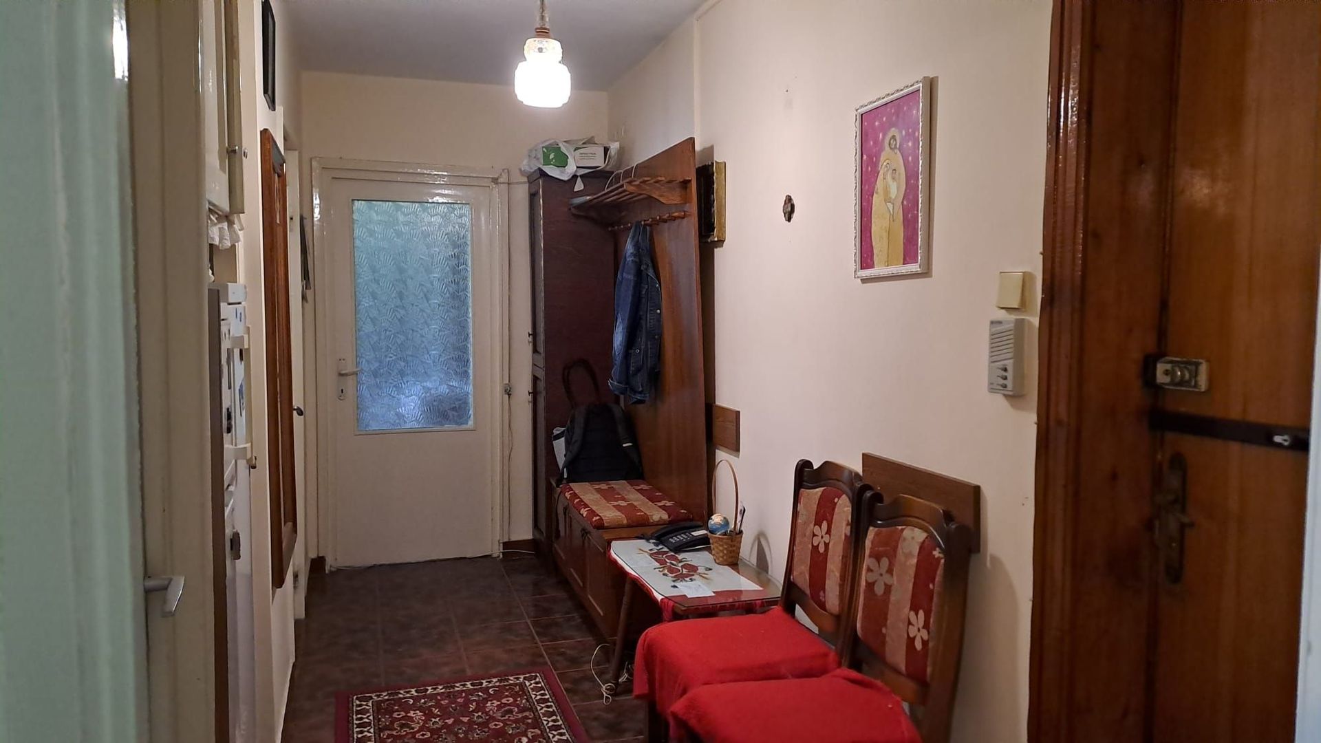 Apartament cu 3 camere, parter inalt, zona Sovata-malul Crisului - Poză 3