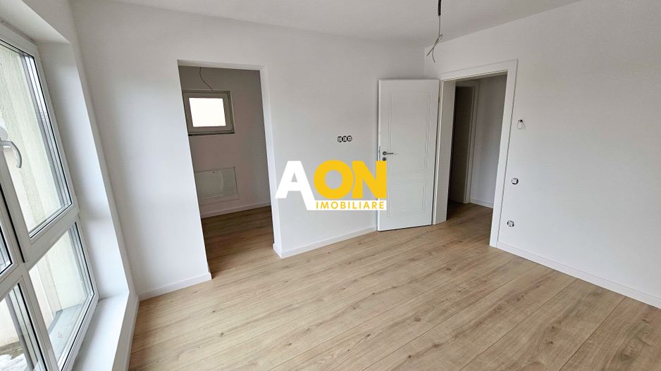 1/2 Duplex finisat 90%, 4 camere, 317 mp teren, zona Centru - Poză 12