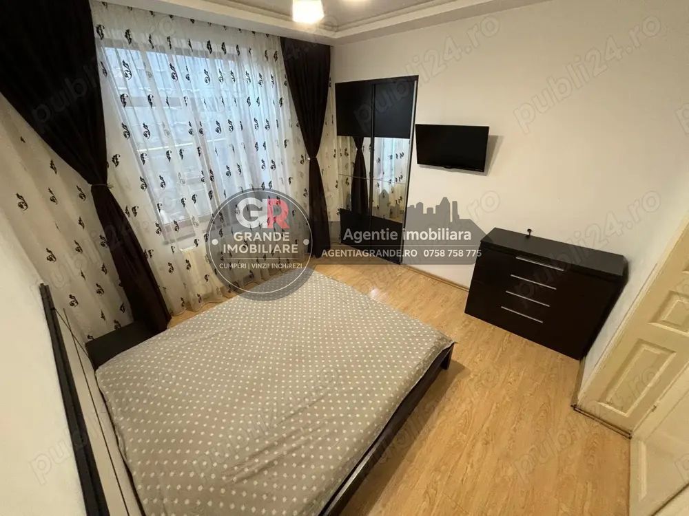 Casă / Vilă de închiriat în Central, Tulcea - Poză 1