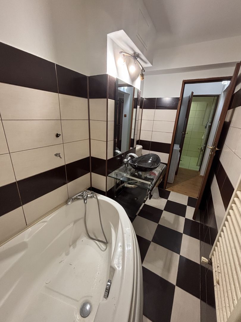 Apartament 3 camere – Bulevardul Dunarea, stradal, etaj 3, decomandat - Poză 5
