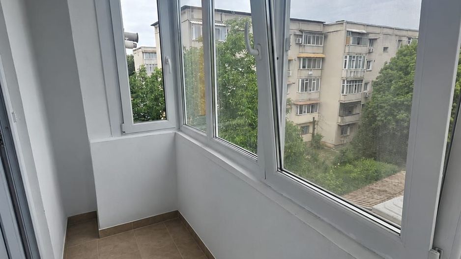 Apartament 3 camere, decomandat- 1 Mai, Sara - Poză 24