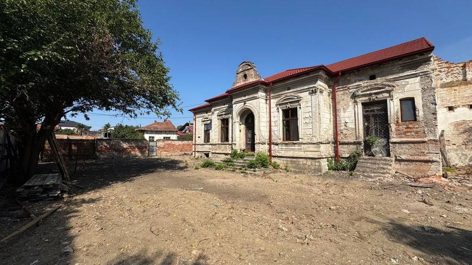 vand Casa zona Biserica Noua cu teren 600 mp - Poză 3