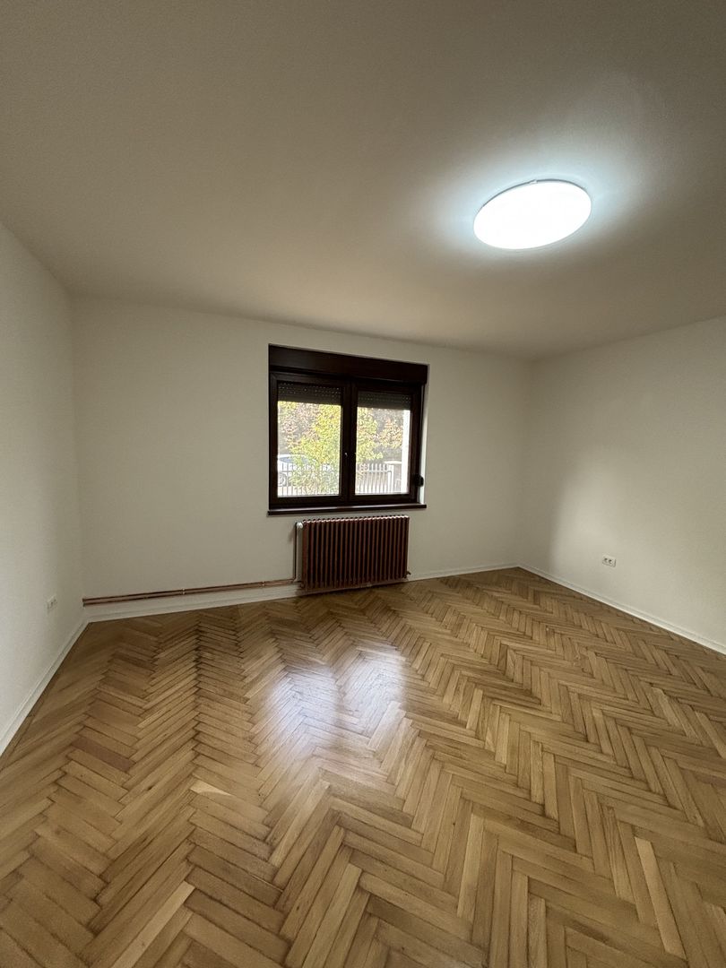 Apartament generos la casa,zona Bogdanestilor - Poză 1
