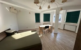 Apartment 4 camere Piata Unirii aproape de Medicina - Poză 13