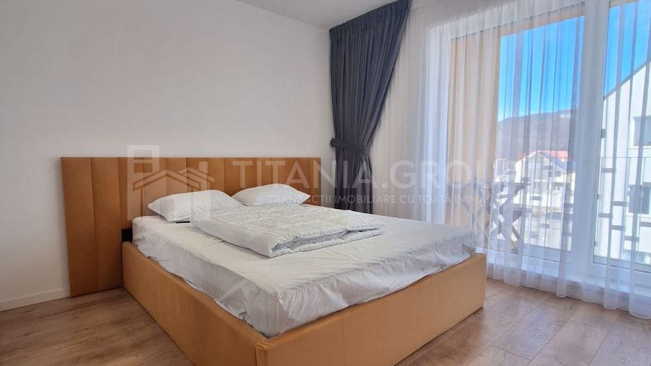 Apartament 3 camere,2 bai+parcare, lux Rasnov - Poză 10