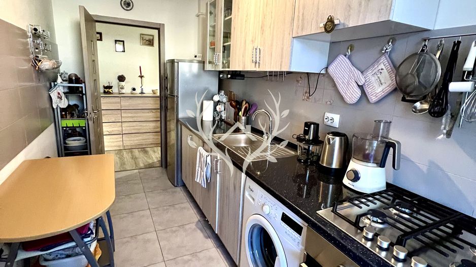 Apartament cu 2 camere decomandate, 2 balcoane, parcare | Str. Cetății - Poză 6