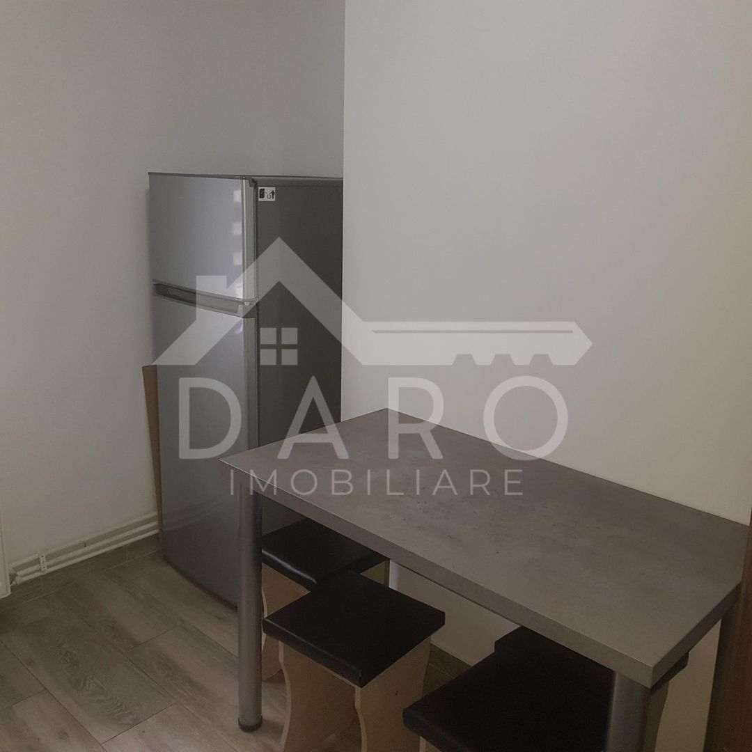 Inchiriez apartament 2 camere Aleea Carpati - Poză 2
