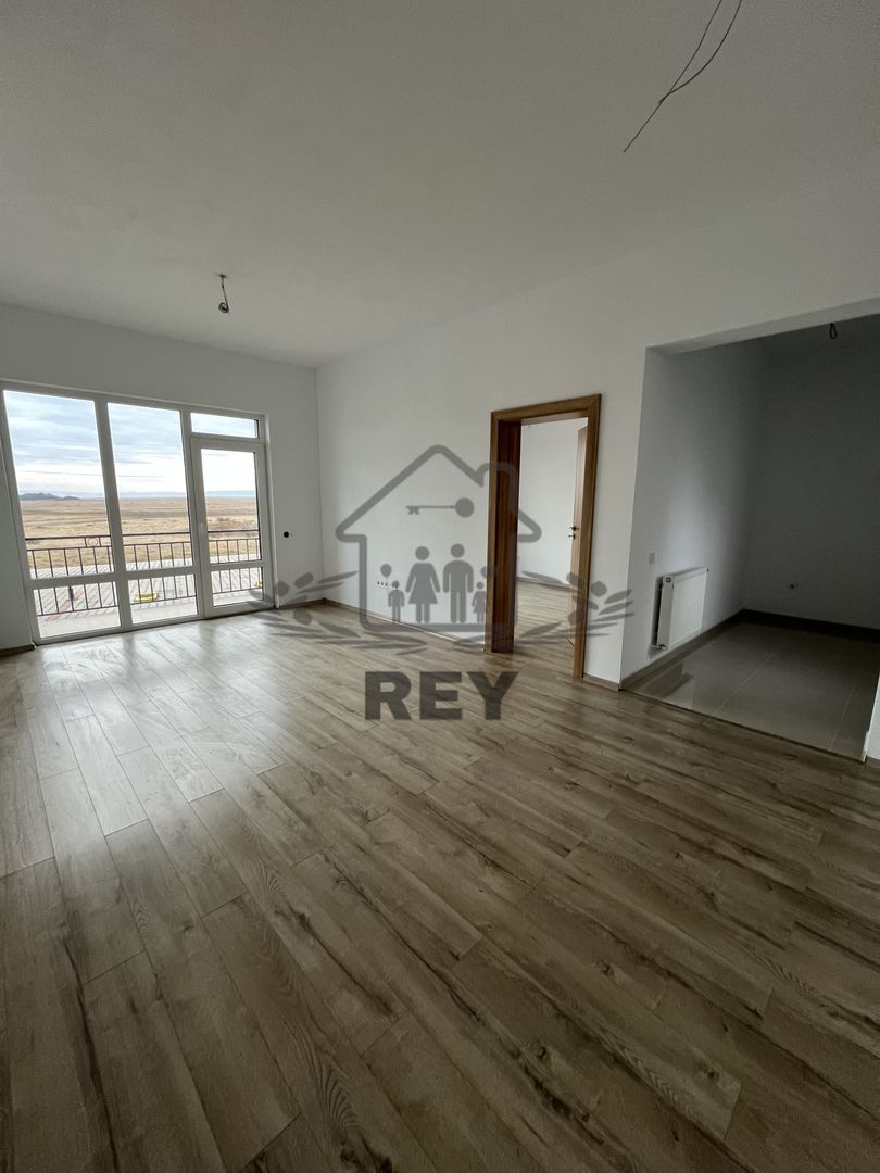 Apartament 3 camere Calea Cisnădiei - Poză 4