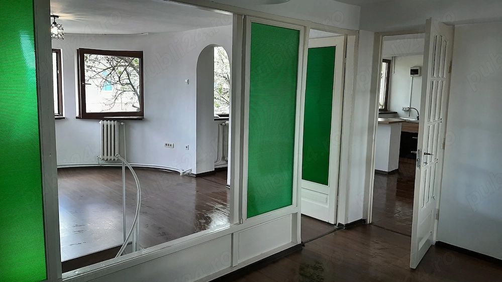 Spatiu central parter plus etaj de inchiriat. Ideal pentru birou, cabinet, fonduri europene - Poză 4