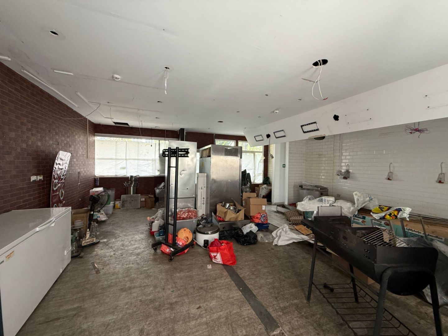 Spatiu Comercial | Vitrina 7ml | Metrou Pipera | Trafic Intens - Poză 11