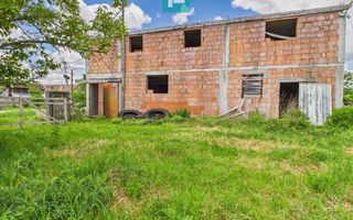 Casă mare, la rosu cu teren generos în Șimand - Poză 9