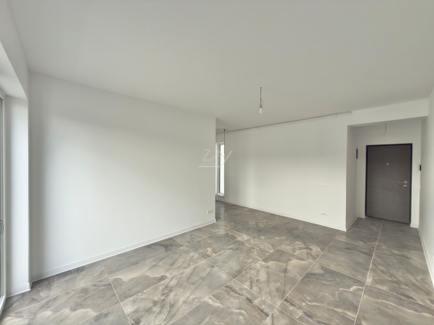 Bloc finalizat. Bucatarie inchisa. Loc de parcare. Spatiu depozitare - Poză 2