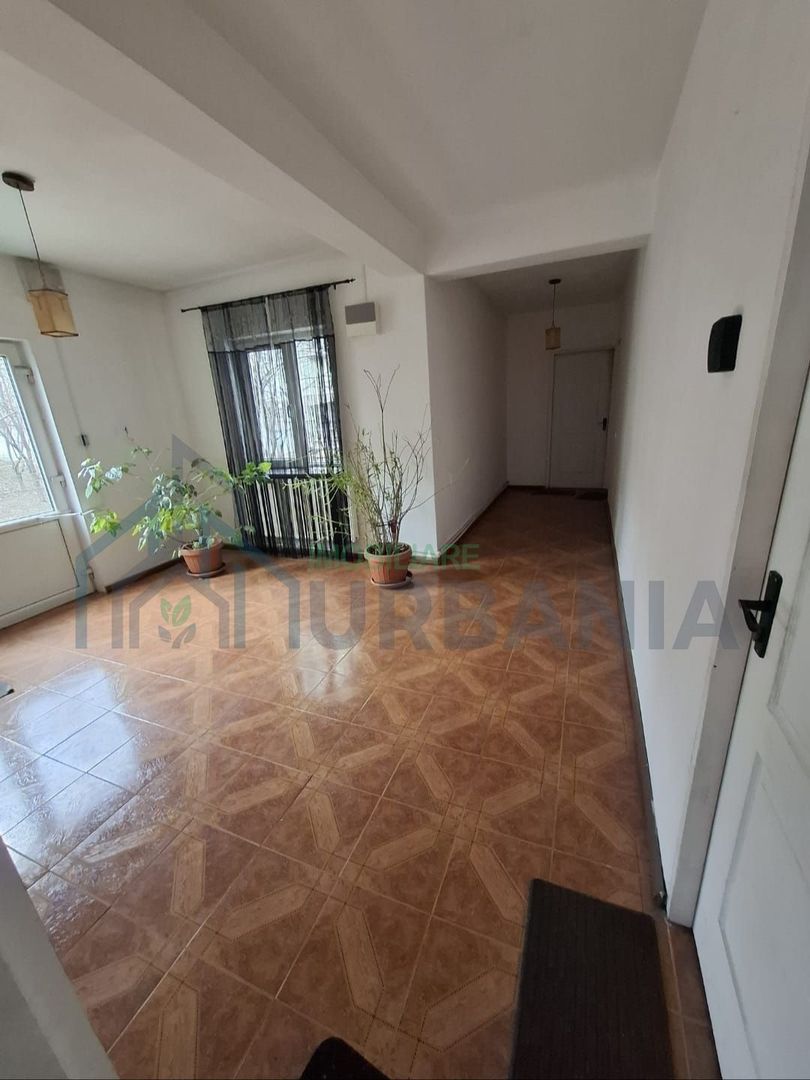 Garsonieră Tudor Vladimirescu foarte aproape de Palas - Poză 1