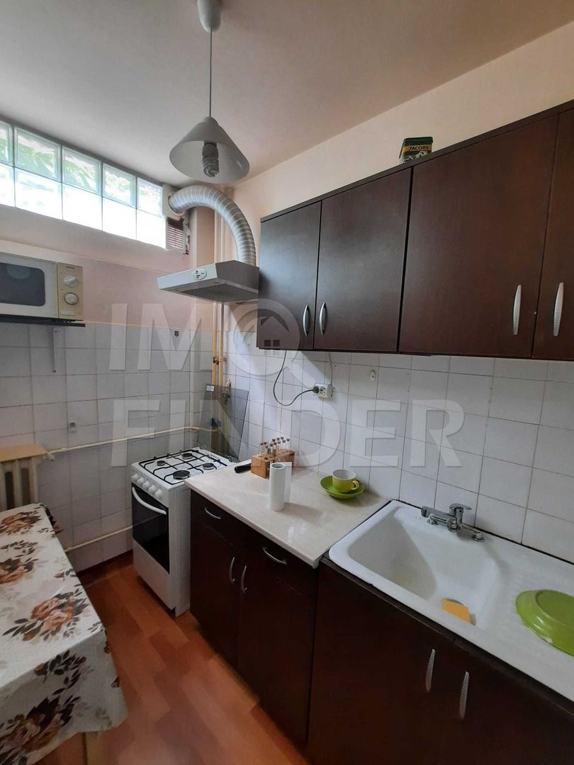 Garsoniera Detunata cu Parcare - Poză 3