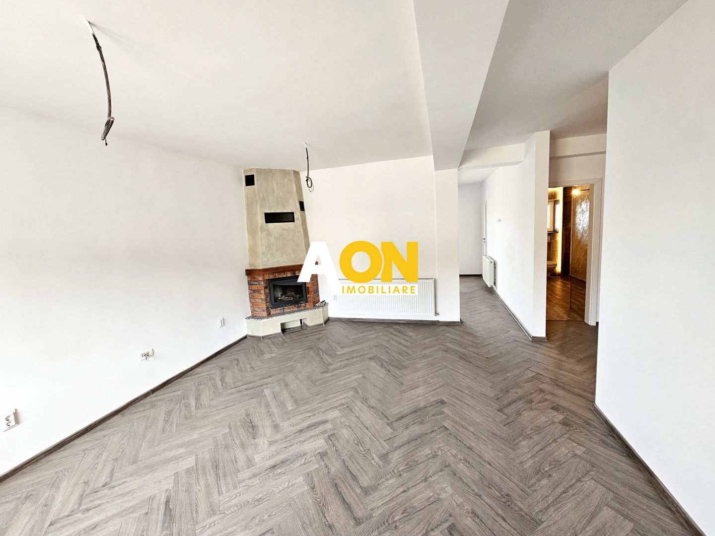 1/2 Duplex nou, 4 camere, finisat la cheie, 300 mp teren, zona Garii - Poză 5