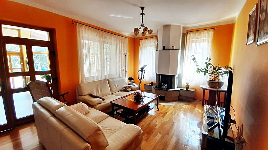 Vanzare casa saseasca renovata total, la 7 Km de Brasov - Poză 14