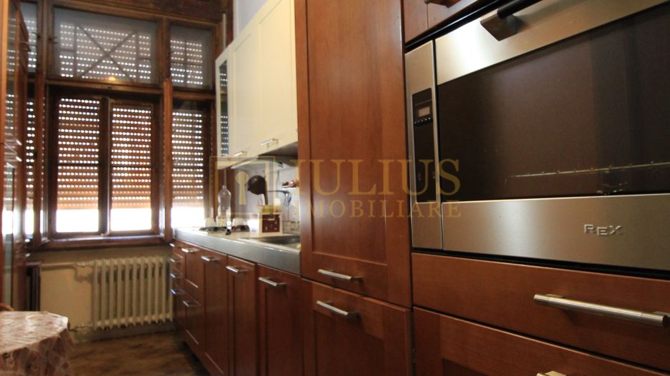 Piata Victorie, 3 camere, 2 bai, pet-friendly - Poză 9
