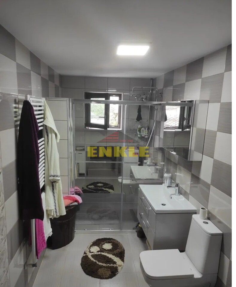 Casa + spatiu comercial, Bd.Mihai Eminescu/ la strada principala - Poză 3