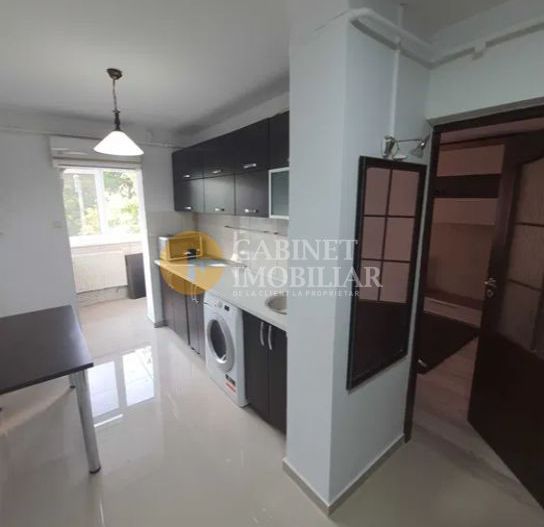 2 camere - PODUL DE FIER - decomandat - 50mp - etaj intermediar - Poză 4