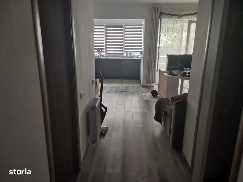 Apartament cu 1 camera in Ansamblul Luceafaru - Poză 2
