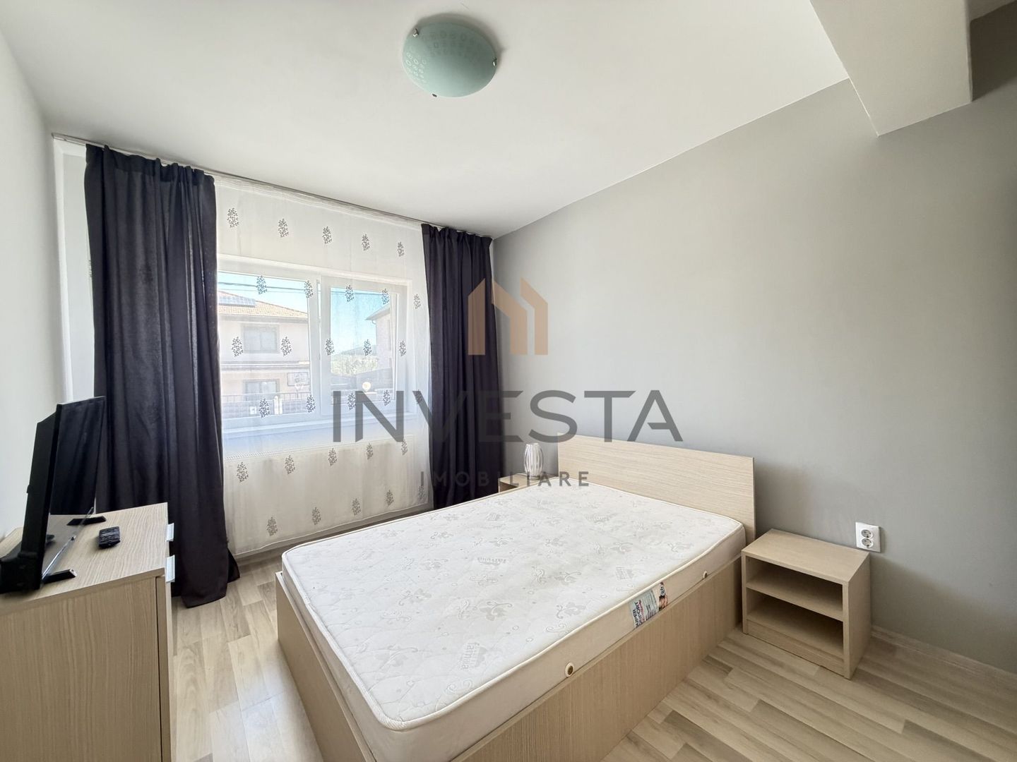 Apartament cu 2 camere de inchiriat si loc de parcare - Poză 5