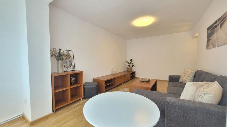Apartament 3 camere,  Zona Centrala - Bulevardul Milea - Poză 1
