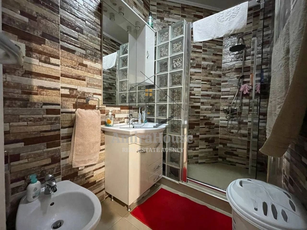 Apartament 3 camere, finisat, 75 mp si pod mansardabil, Bulevardul Eroilor - Poză 25