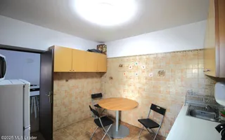Salcamilor - Bd. Dacia, Vila renovata 223 mp utili, inchiriata! - Poză 24