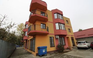 8 incaperi, 2 bai, centrala proprie, 3 locuri de parcare; Lipovei. - Poză 1