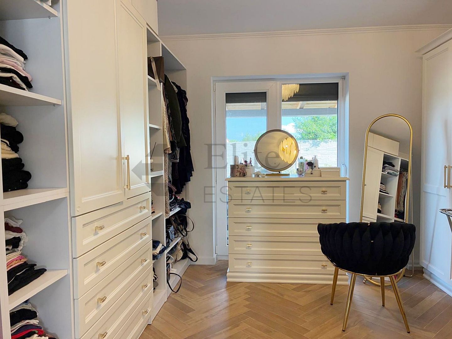 Casa premium cu 4 camere in Cartierul Episcopia din Oradea - Poză 15