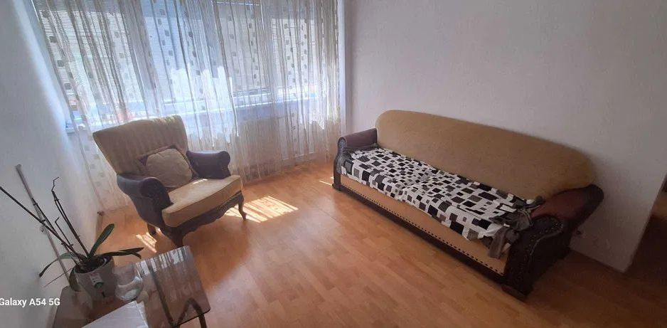 APARTAMENT LUMINOS SI SPATIOS METROU IANCULUI COMISION 0 - Poză 2