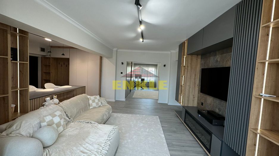 De vânzare – Apartament 4 camere, 102 mp, zona Bazar - Poză 5