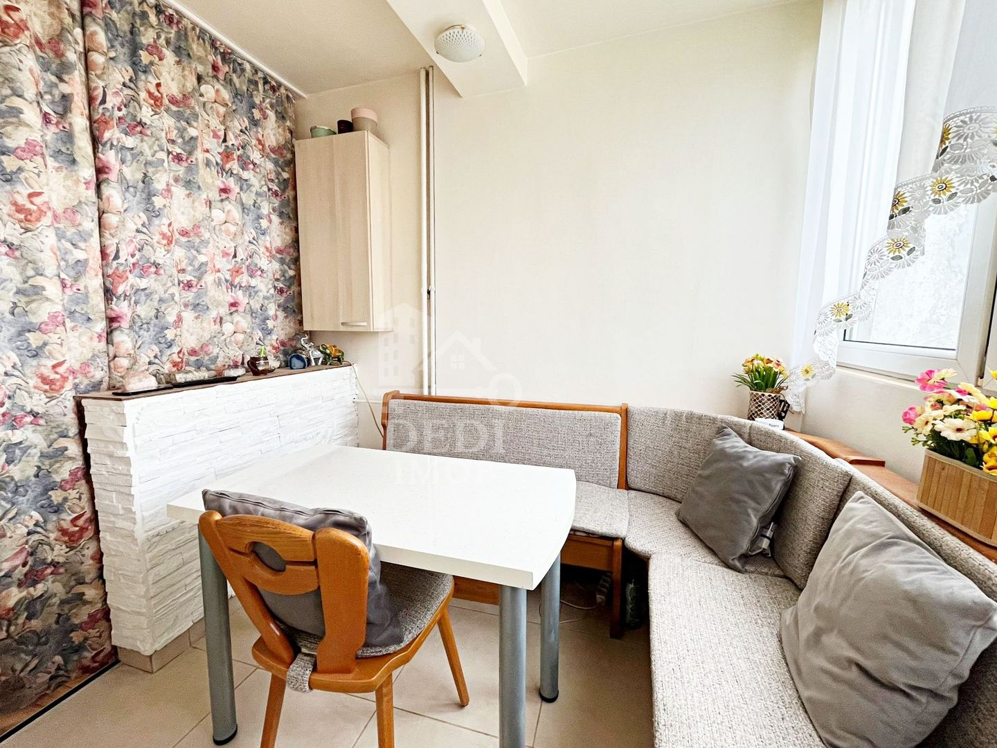 Apartament 1 camere de vânzare in zona Rogerius, Oradea - Poză 3