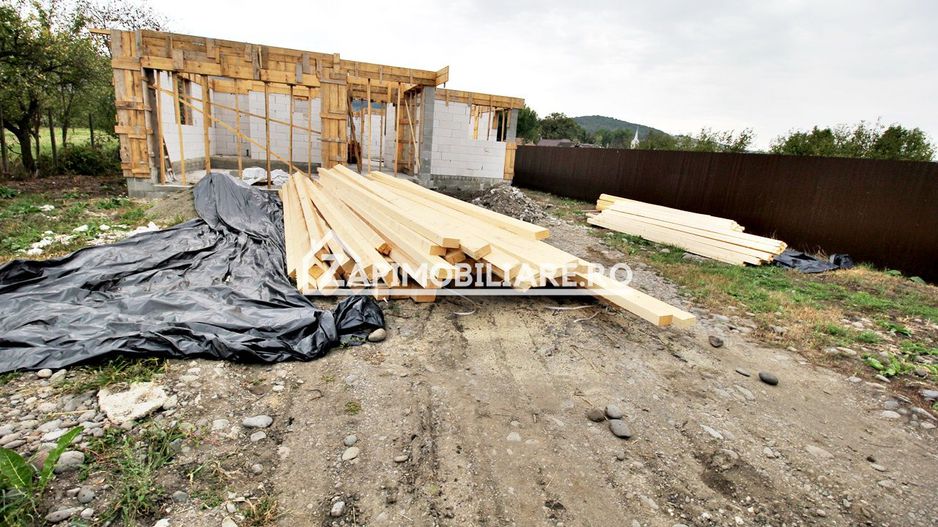 Casa 5 camere pe 1 nivel cu garaj si gard 176mp,1400mp teren - Poză 16