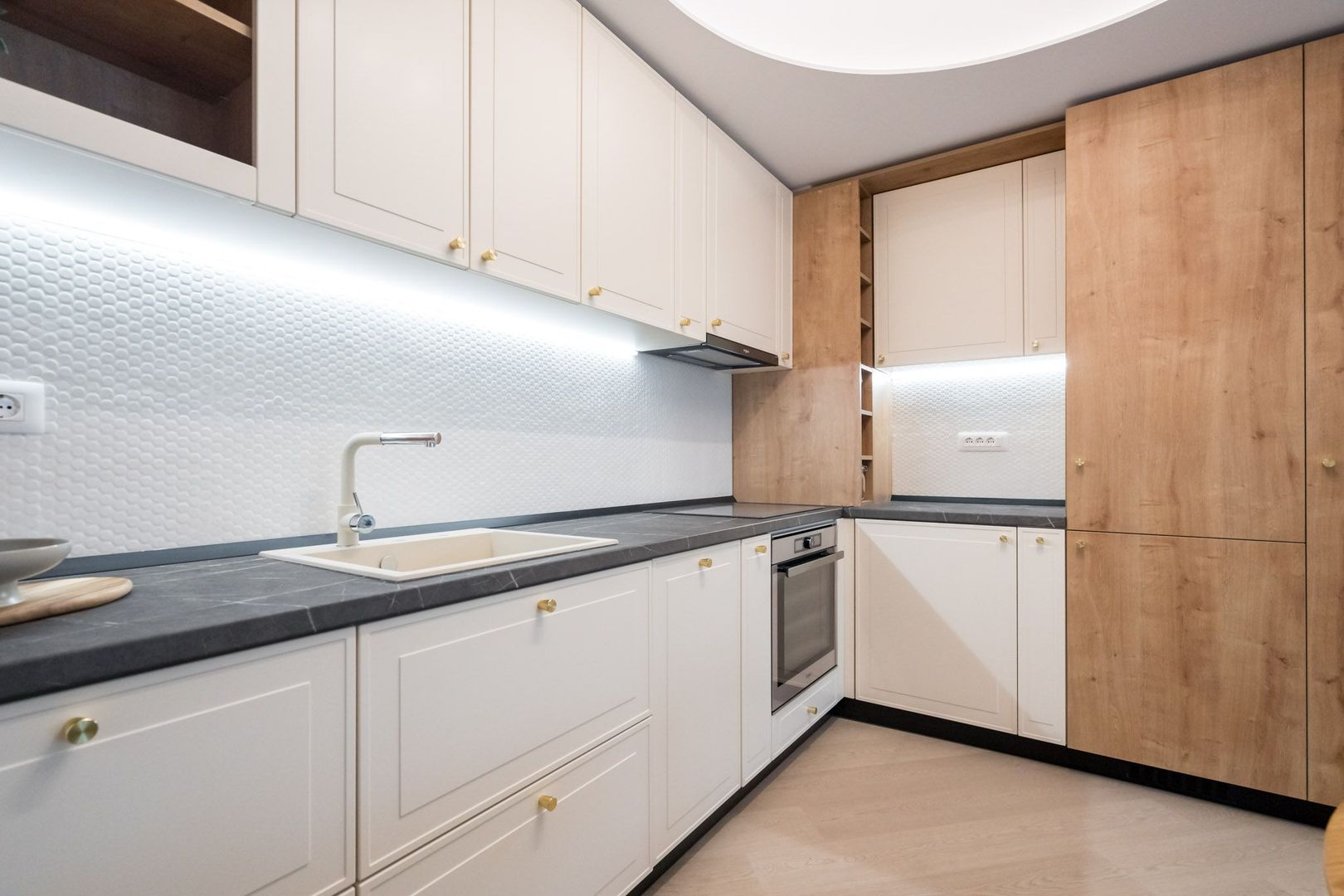 COMISION 0% - Apt 3 camere cu 2 locuri subterane - mobilat NOU - 5min Promenada - Poză 7