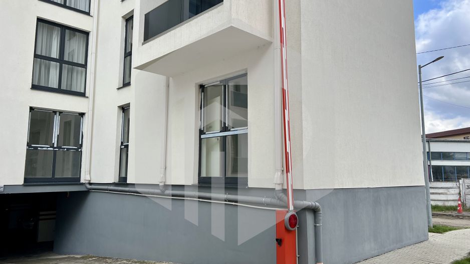 Apartament/ spatiu comercial in zona Kogalniceanu- Parter- La cheie - Poză 2