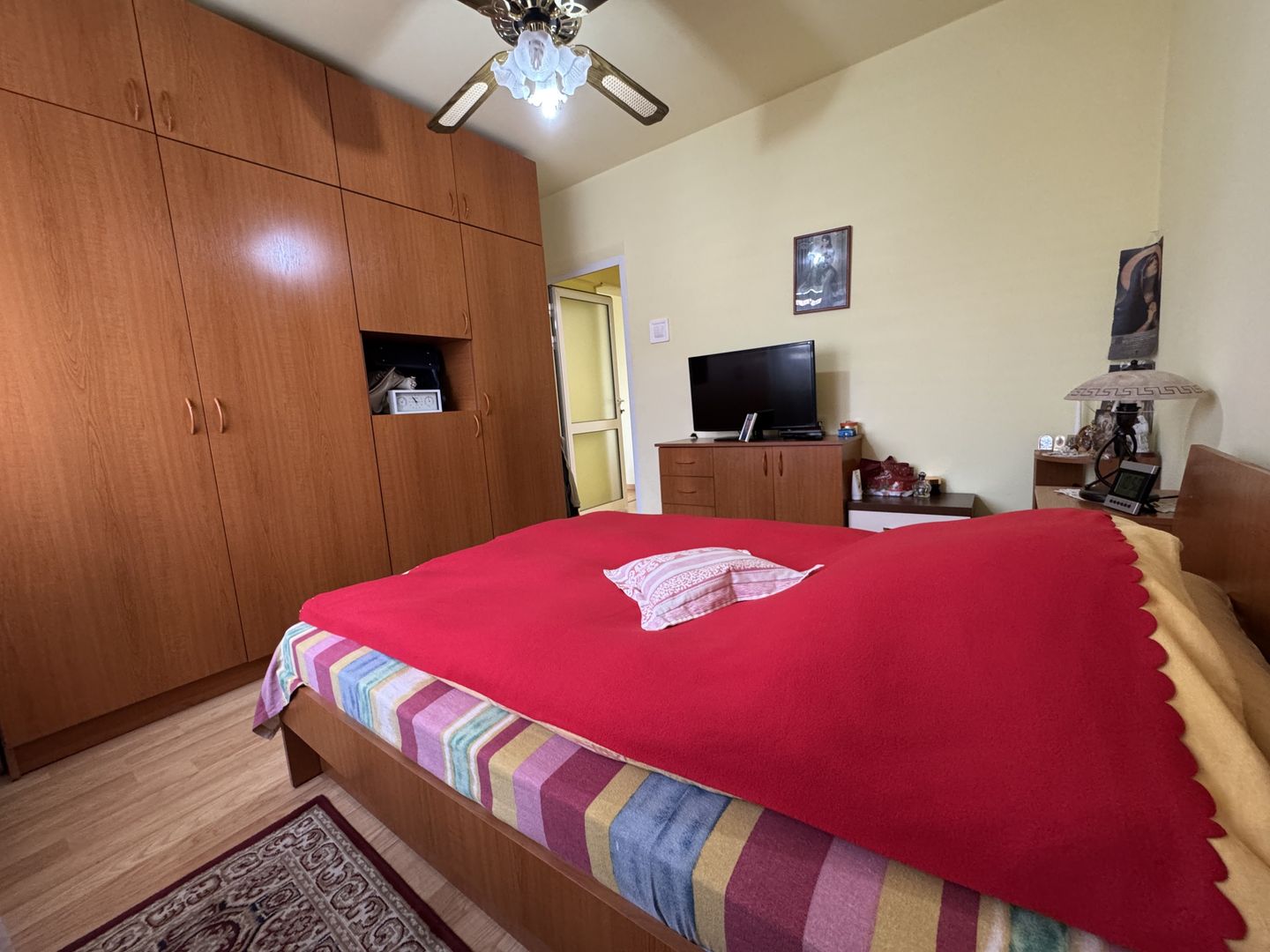 APARTAMENT RENOVAT | 2 CAMERE | VERGULUI - Poză 1