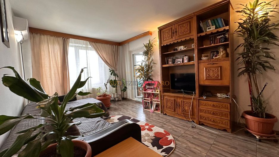 Vanzare Apartament 4 Camere Oltenitei Comision 0% - Poză 1