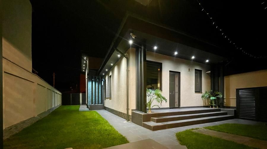 De vanzare vila de lux ,  Cartierul Armatei - Poză 4