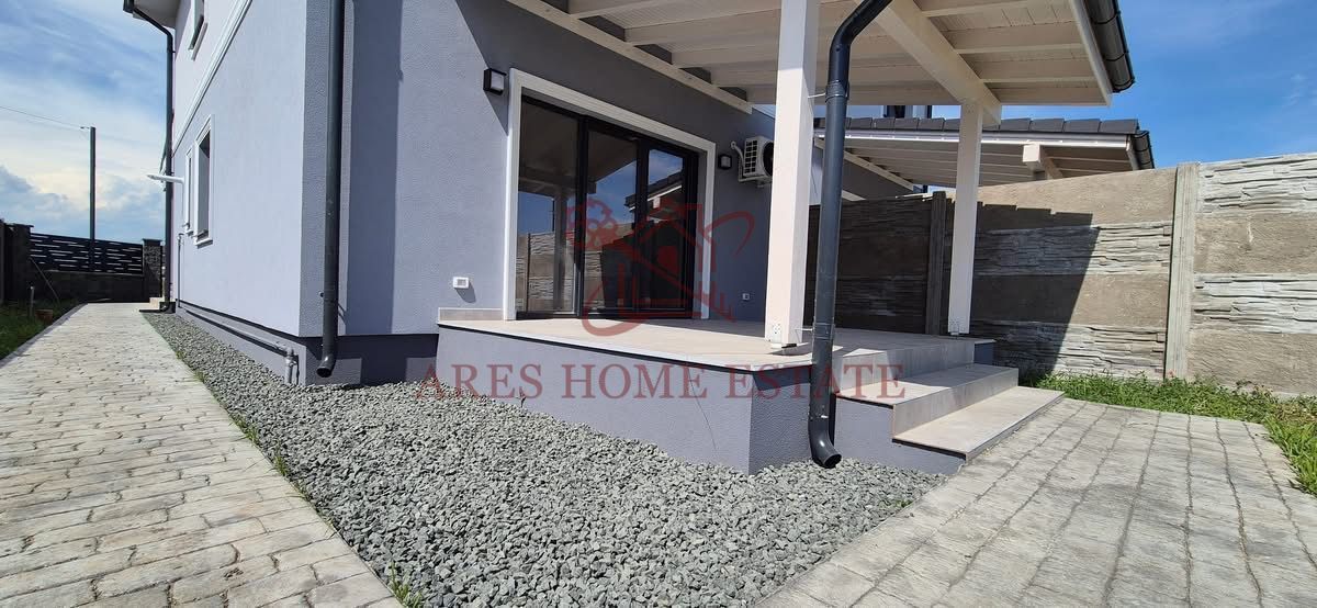 Duplex Modern de Vânzare în Mosnita Nouă - Spațiu Generos și Finisaje - Poză 7