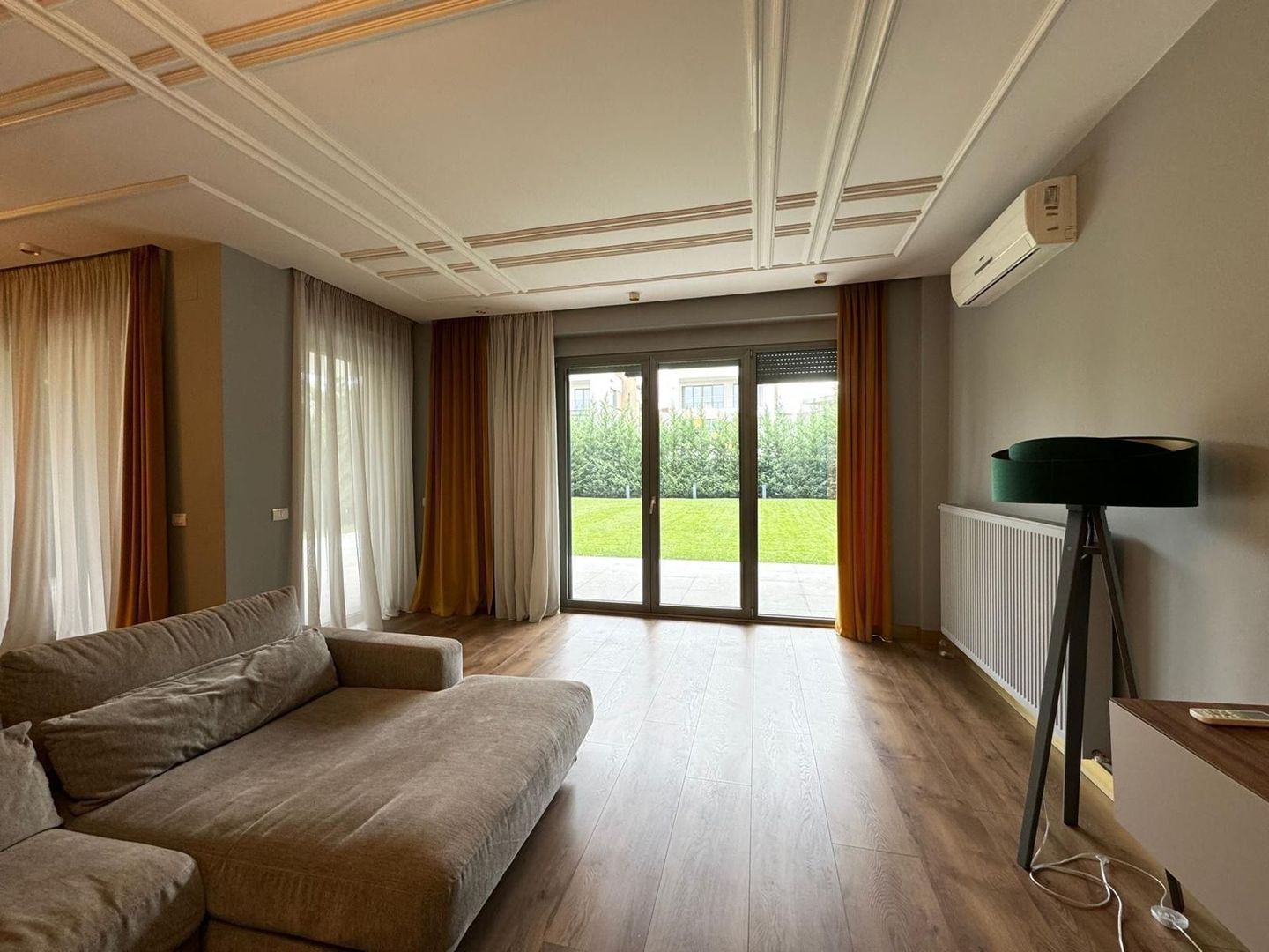 Vila  6 camere de inchiriat - Poză 6