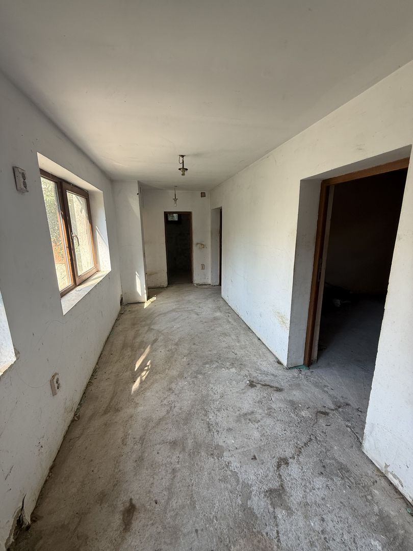 Casă renovanila lângă pădure 91 mp + teren 500 mp cu toate utilitățile - Poză 12