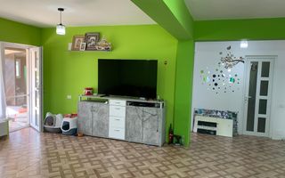 Casă spațioasă P+M de vânzare cartier Bordei - Poză 6